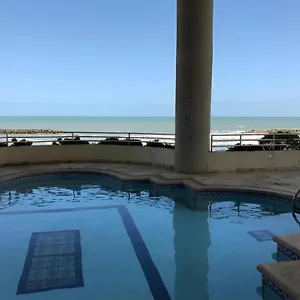7 Apartamento Frente A La Playa Y Cerca Al Centro Historico , Cartagena Colombia